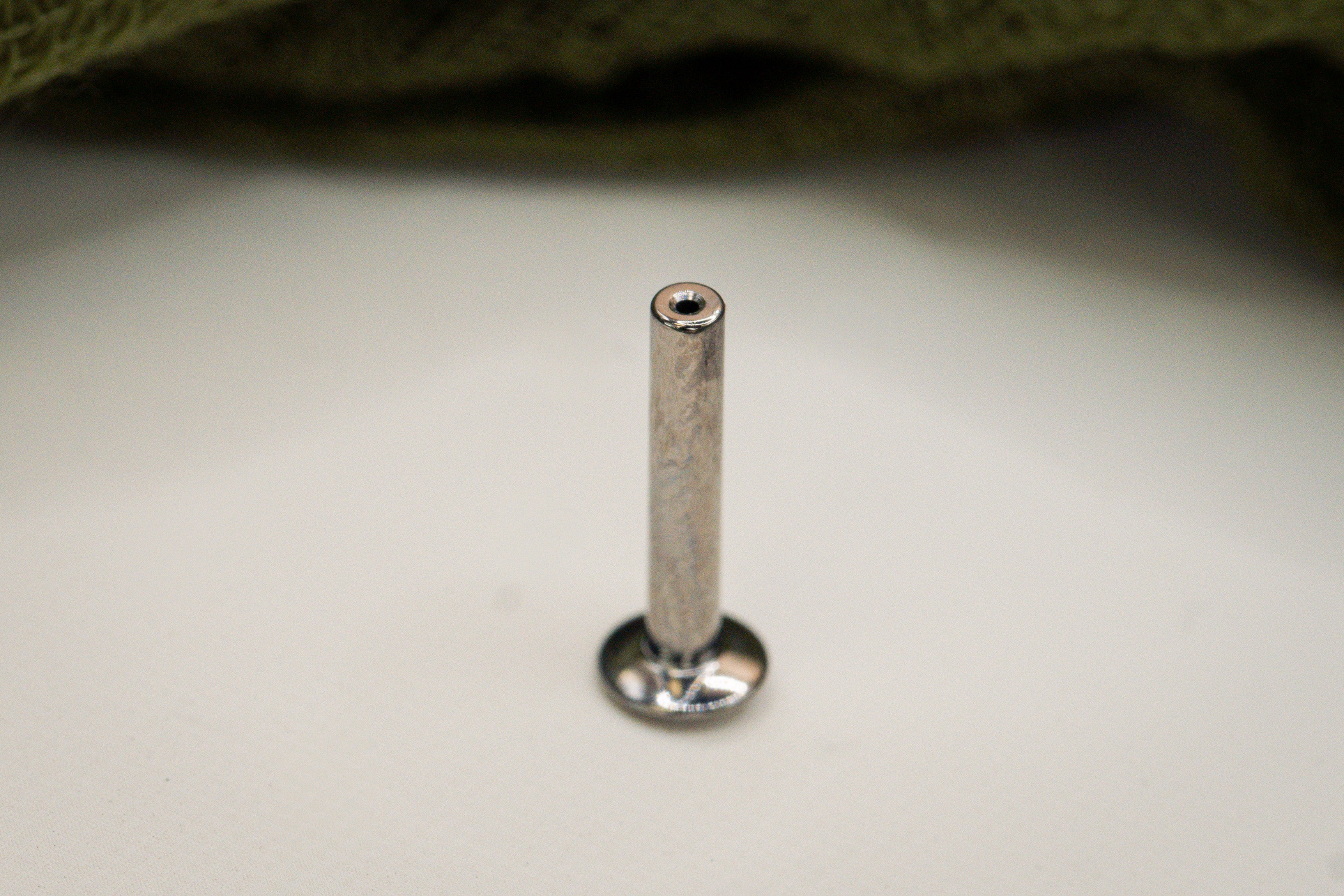Threadless Flat Back Labret